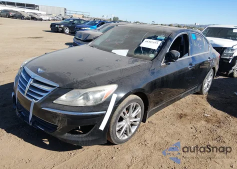 2013 Hyundai Genesis 3.8 z USA, uszkodzony, nr VIN KMHGC4DD0DU240718